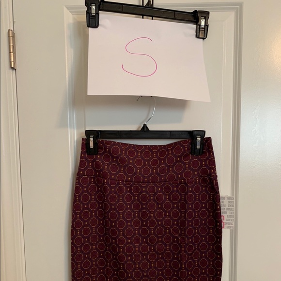 LuLaRoe Cassie Skirts - Picture 4 of 8